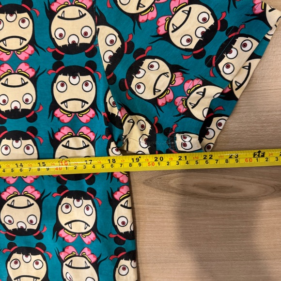 Devil Nut Under Red Flag women’s small tshirt three eye’d girl print in teal - Picture 4 of 5